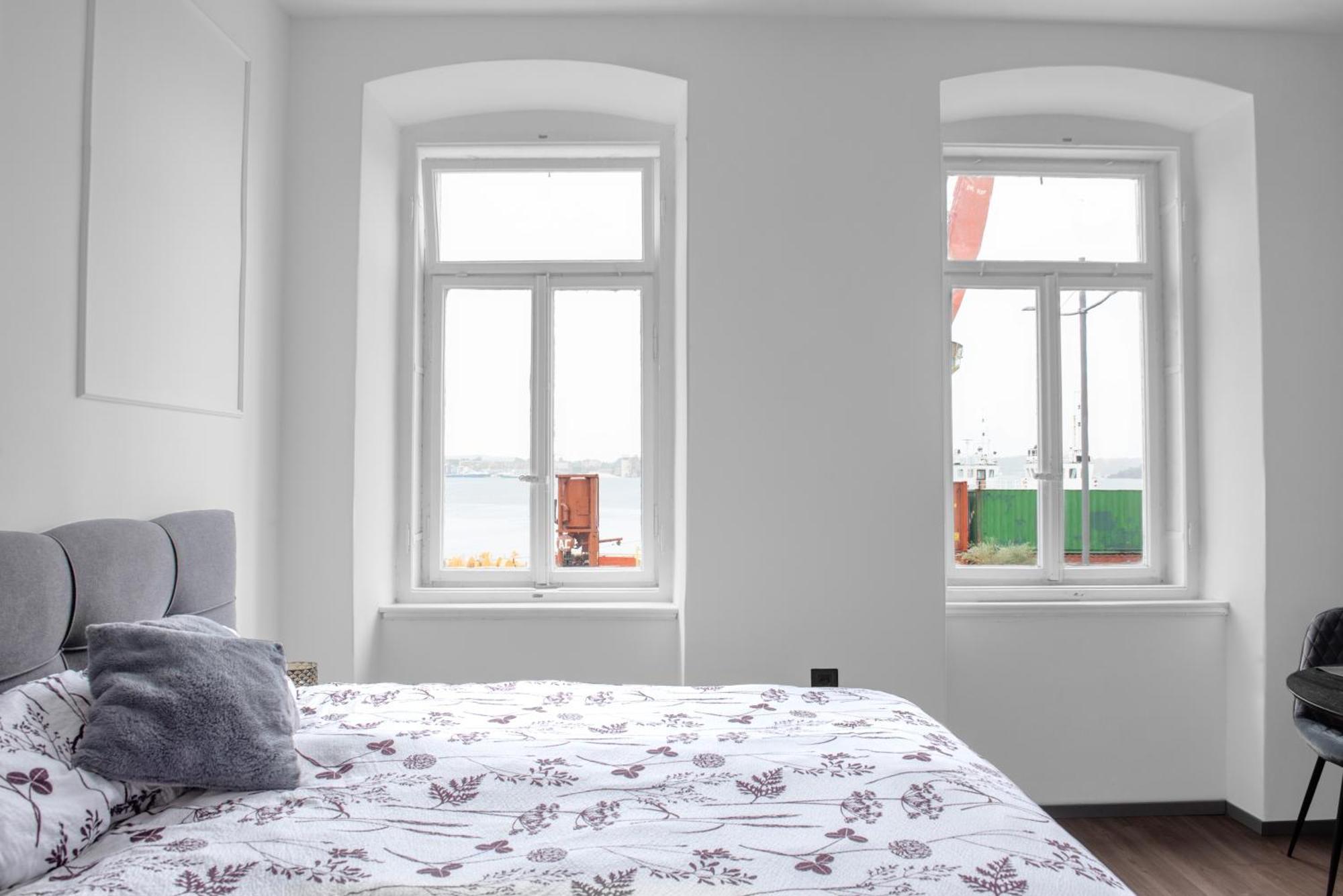 Navis City Apartments Пула Экстерьер фото